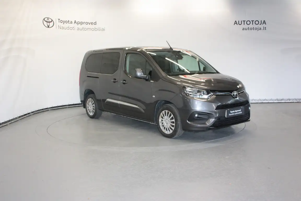 TOYOTA PROACE CITY VERSO