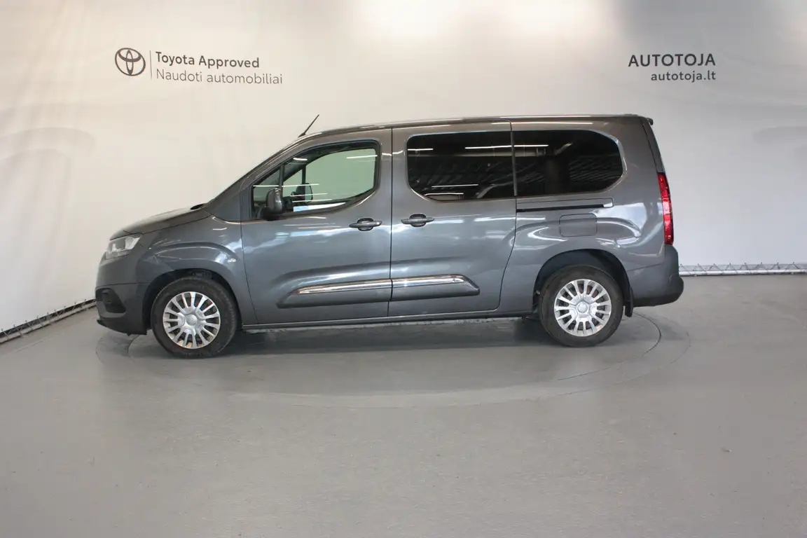 TOYOTA PROACE CITY VERSO