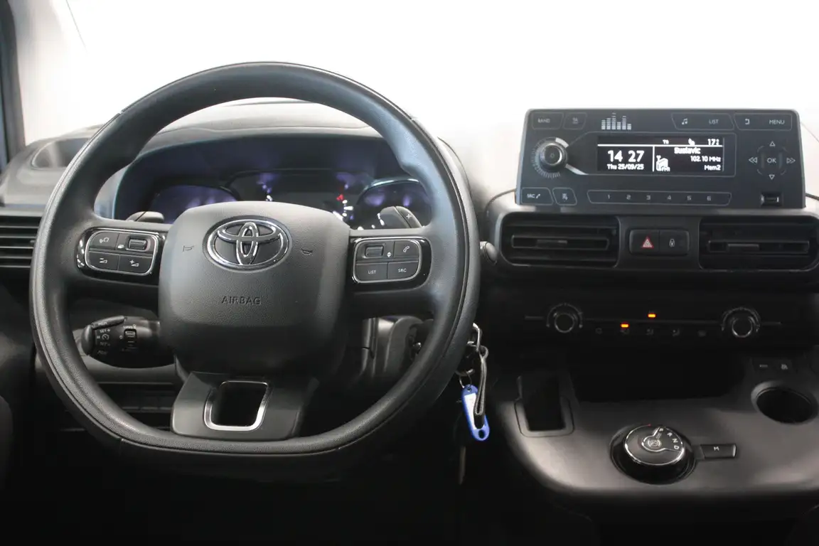 TOYOTA PROACE CITY VERSO