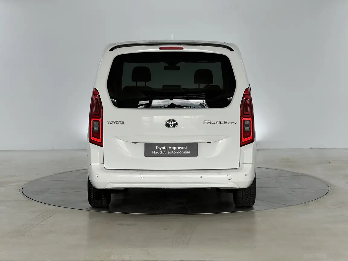 TOYOTA PROACE CITY VERSO