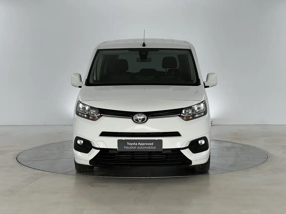 TOYOTA PROACE CITY VERSO