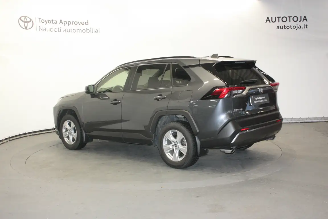 TOYOTA RAV4