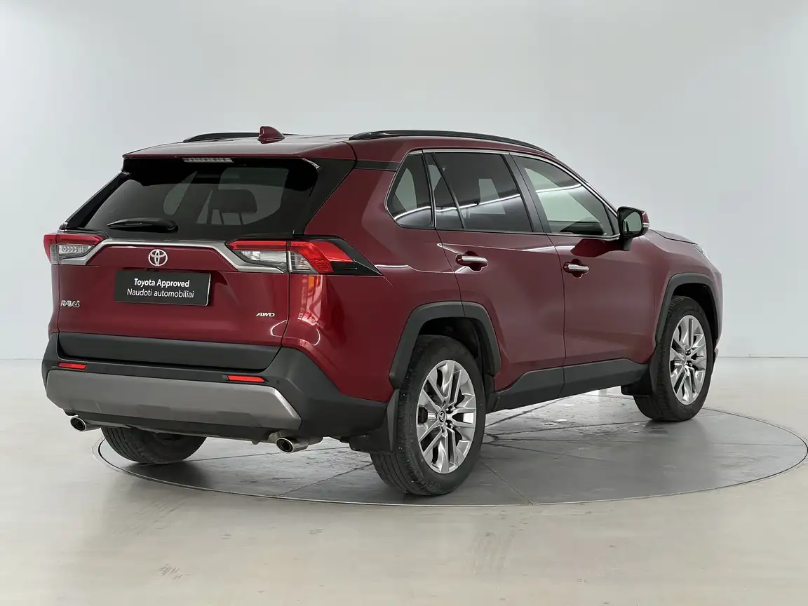 TOYOTA RAV4
