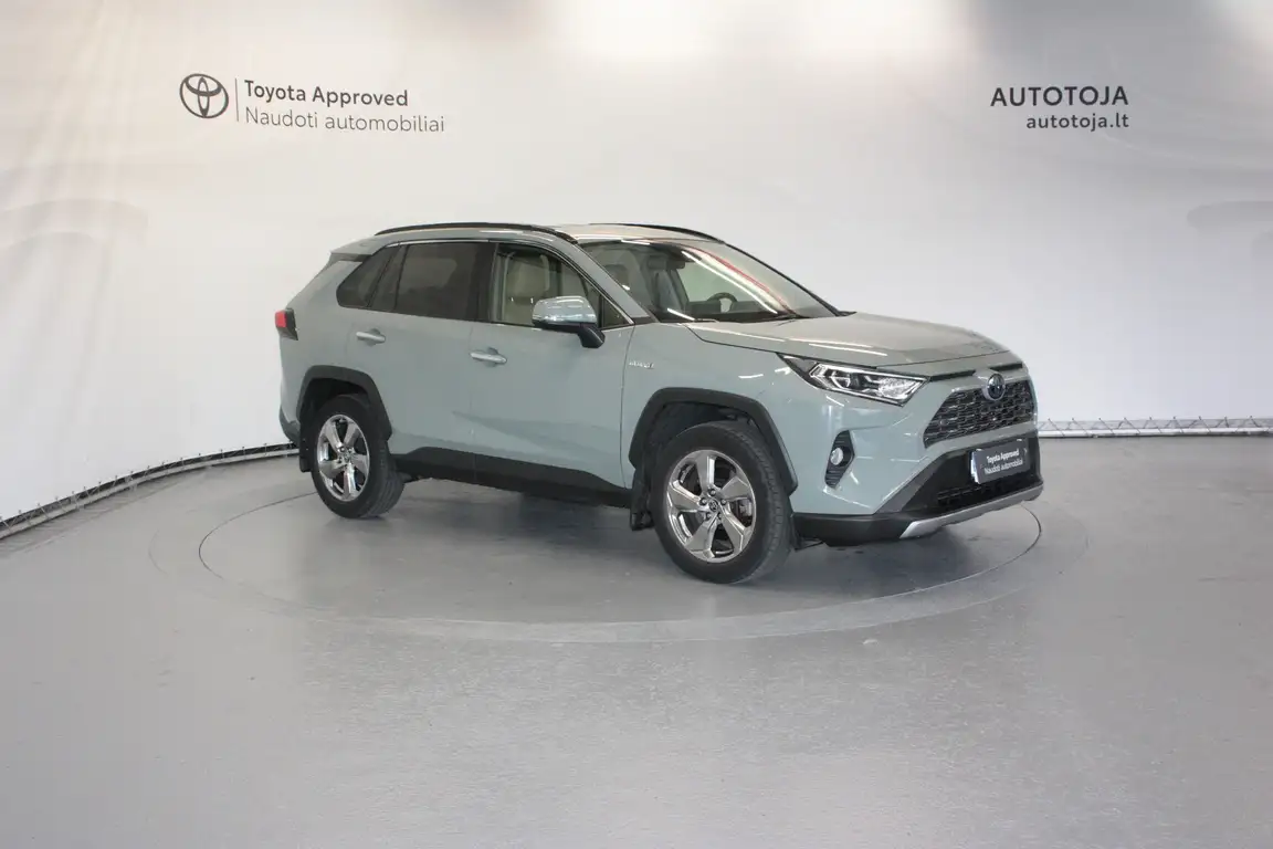 TOYOTA RAV4