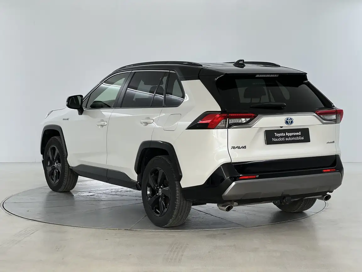 TOYOTA RAV4