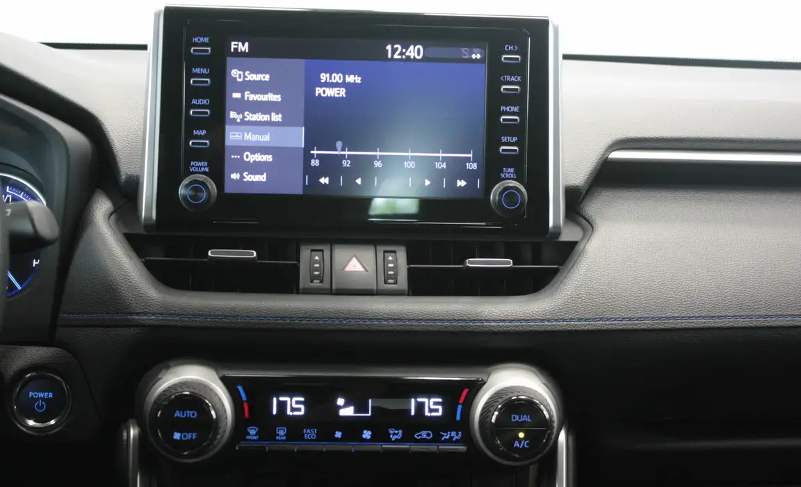 TOYOTA RAV4