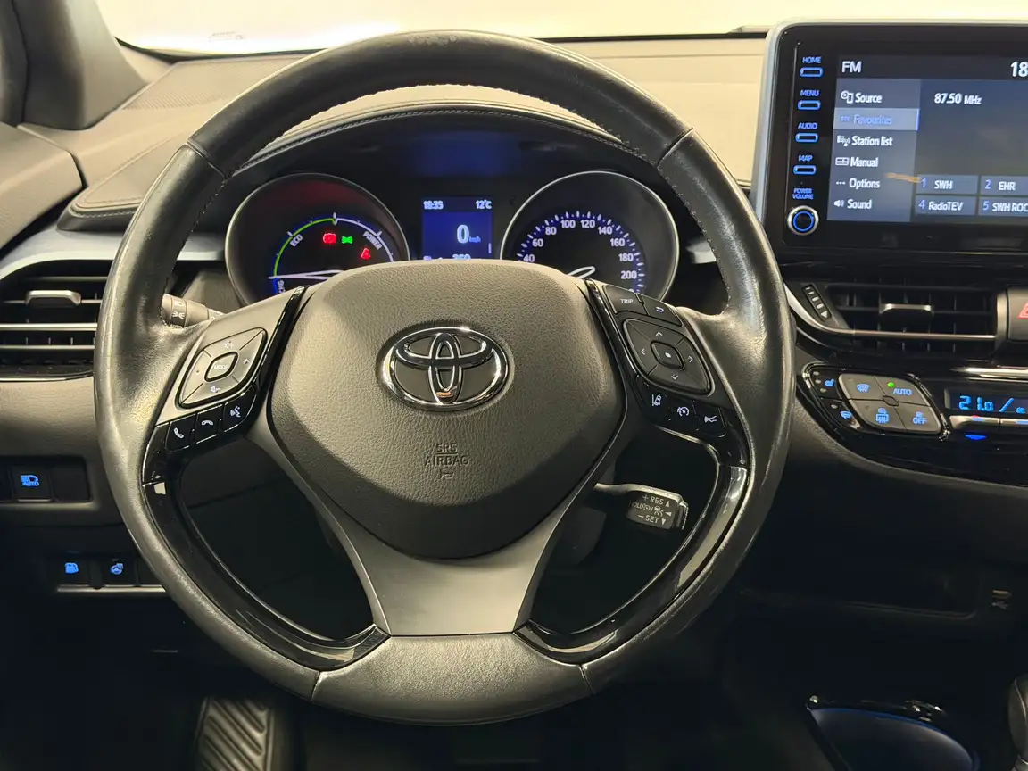 TOYOTA C-HR