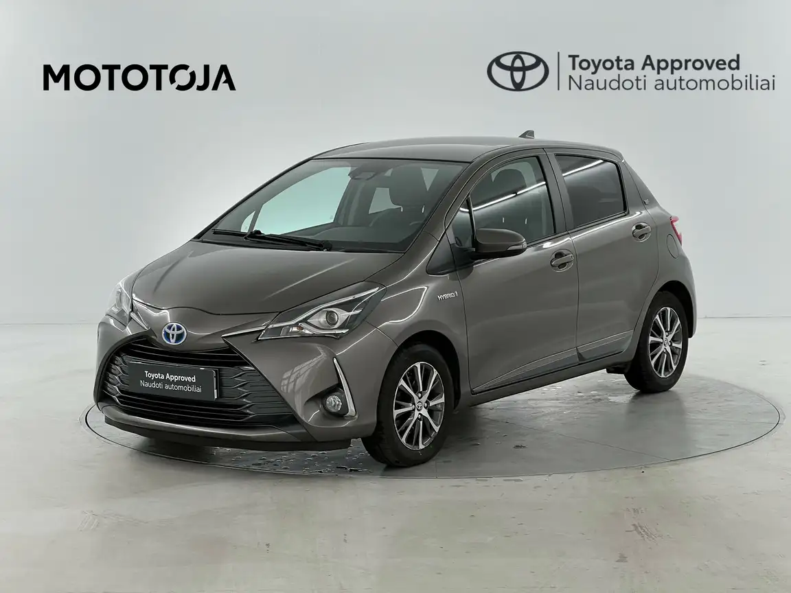 TOYOTA YARIS