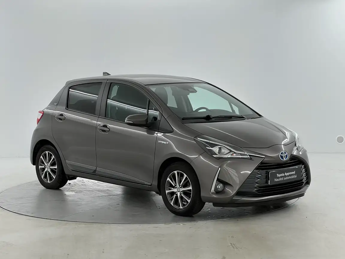 TOYOTA YARIS