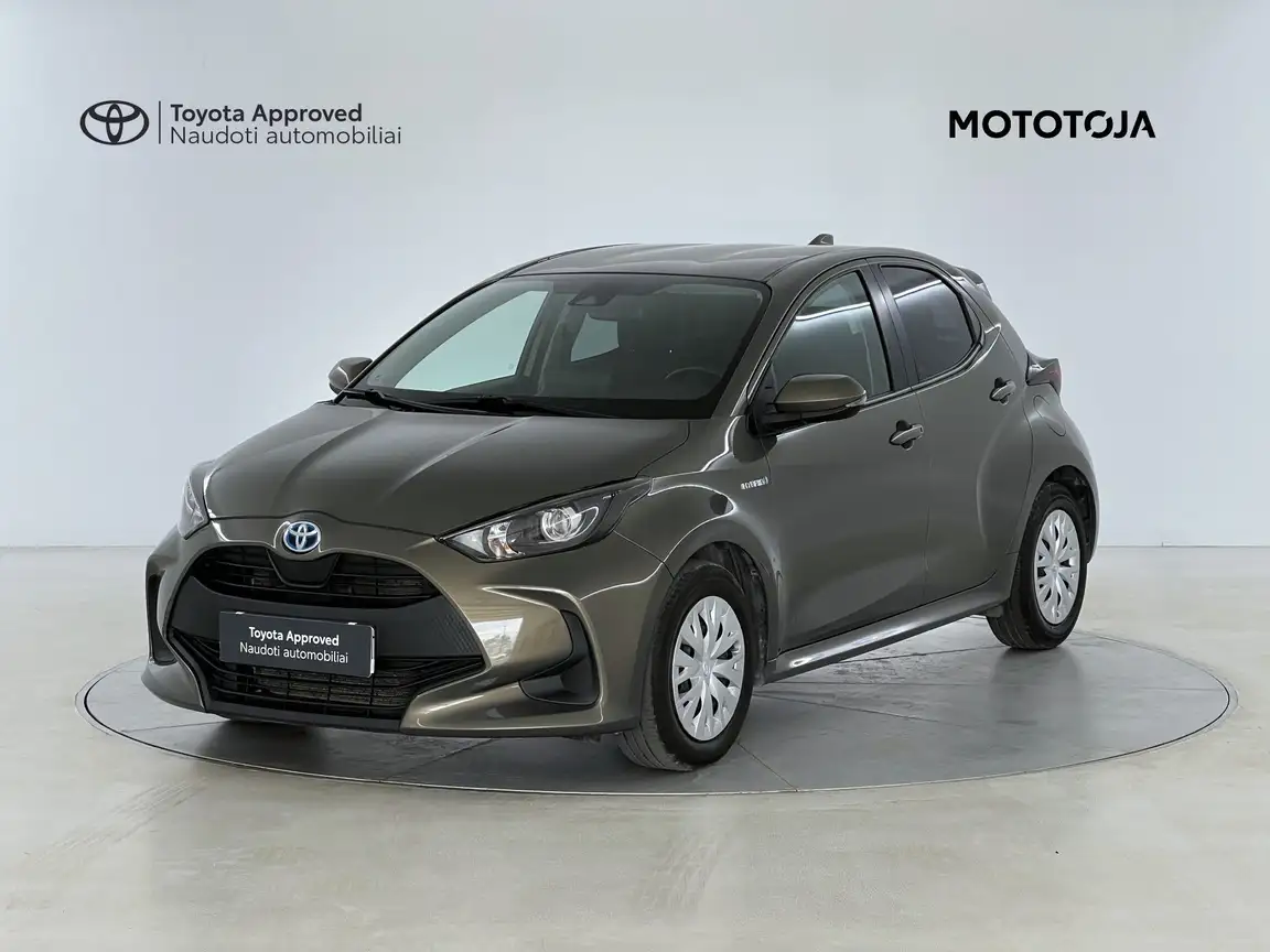 TOYOTA YARIS