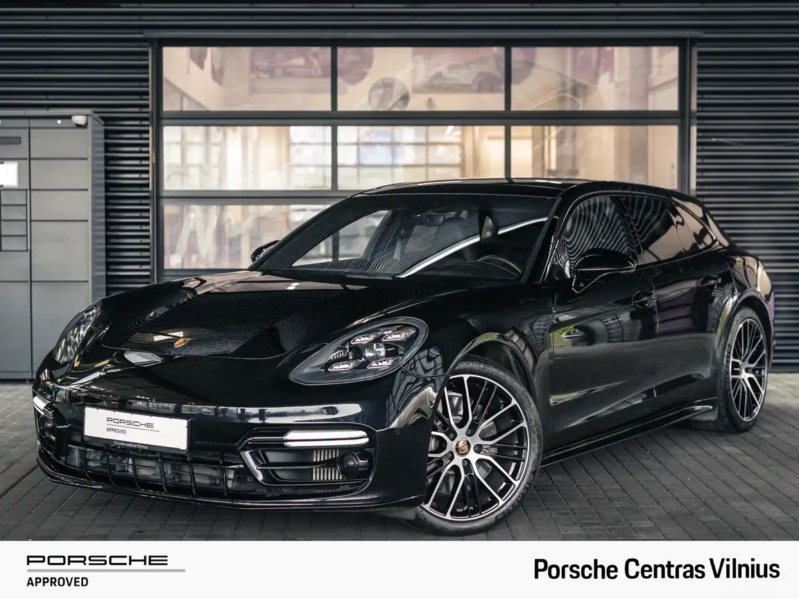 PORSCHE PANAMERA