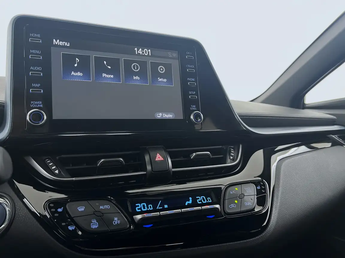 TOYOTA C-HR
