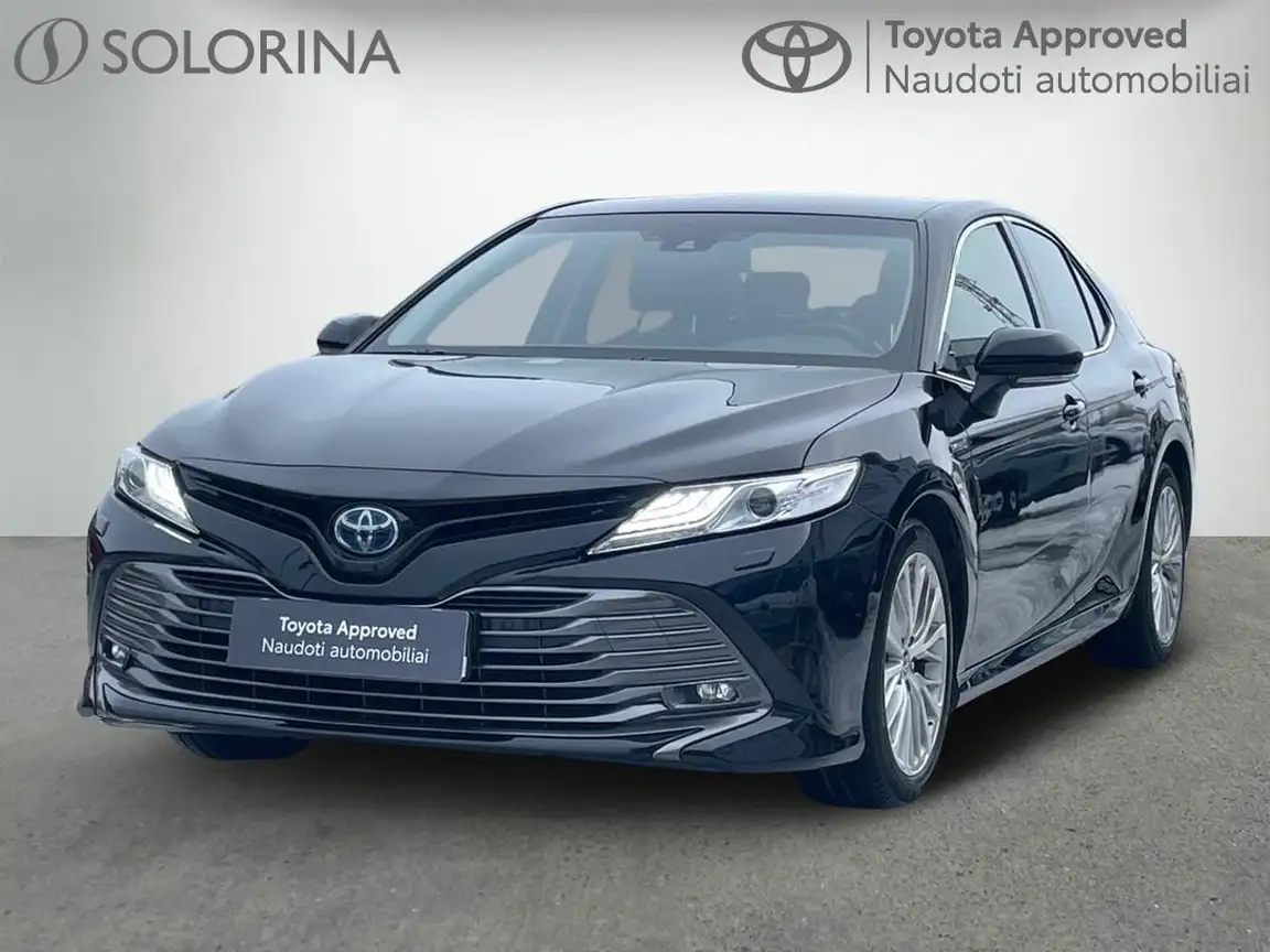 TOYOTA CAMRY