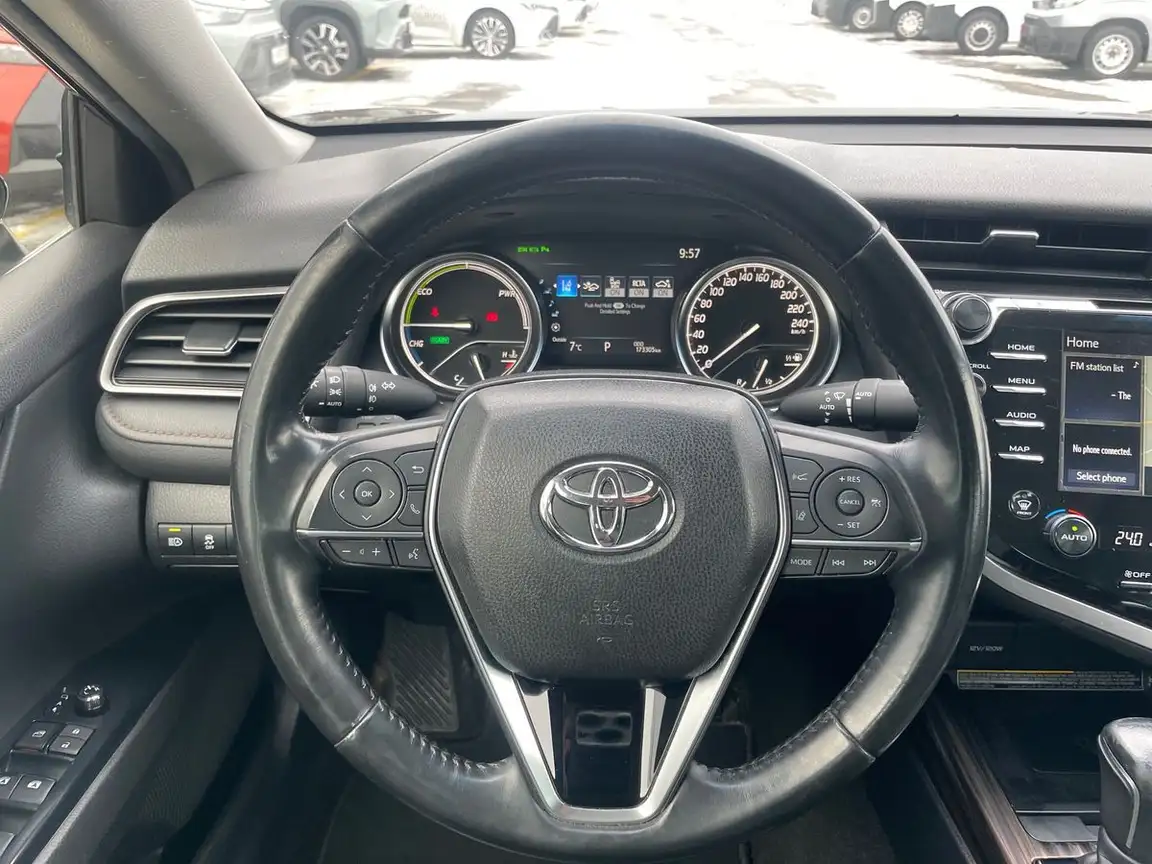 TOYOTA CAMRY