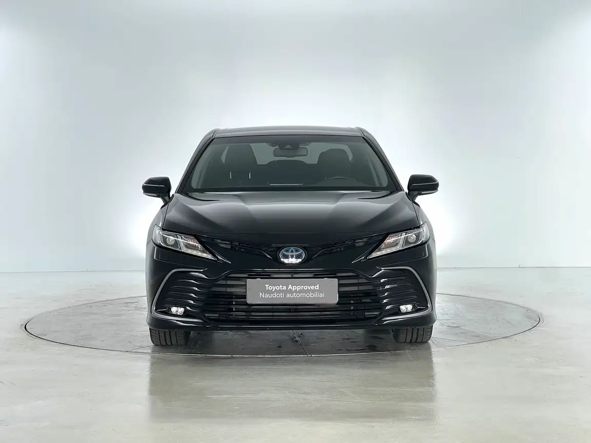 TOYOTA CAMRY