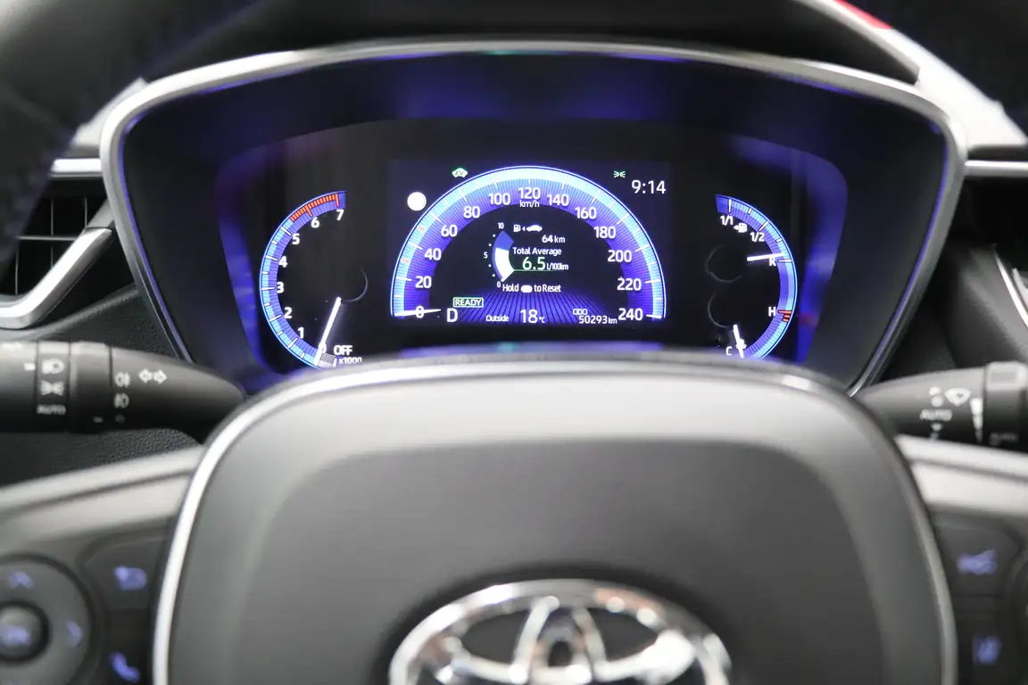 TOYOTA COROLLA