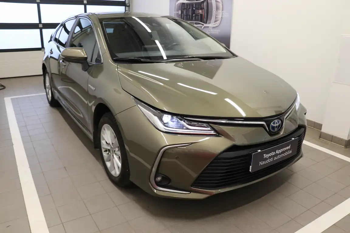 TOYOTA COROLLA