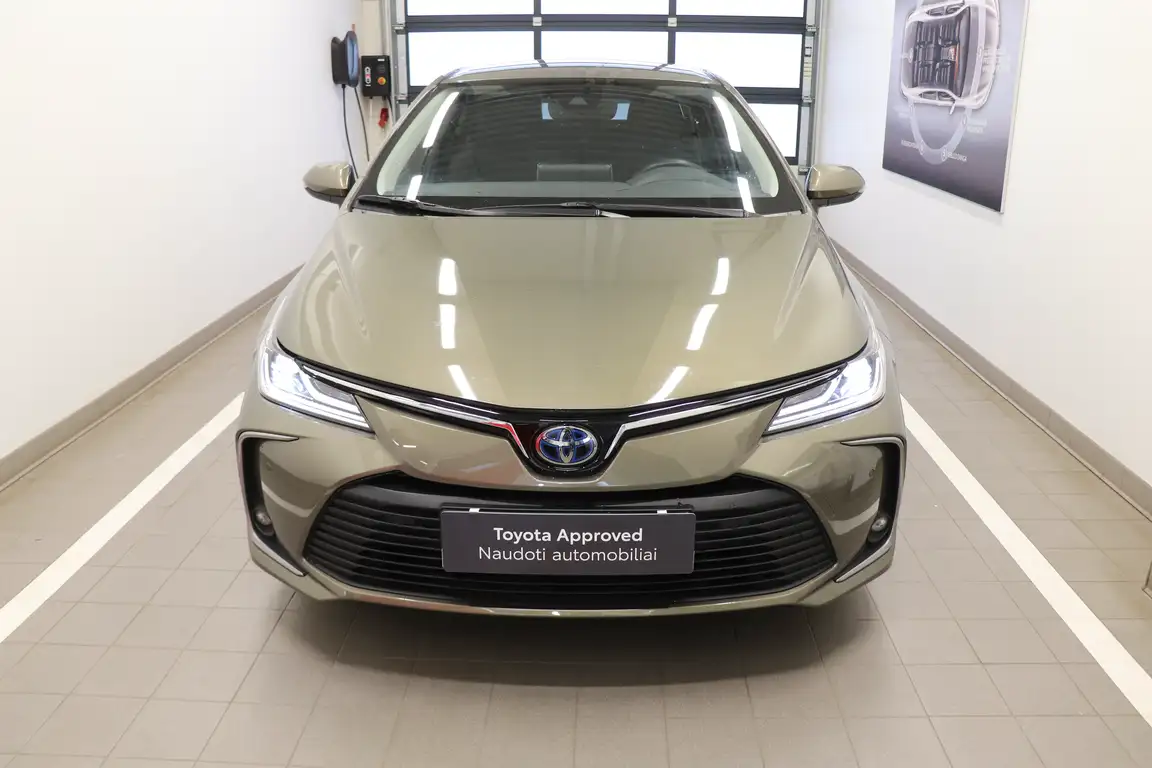 TOYOTA COROLLA