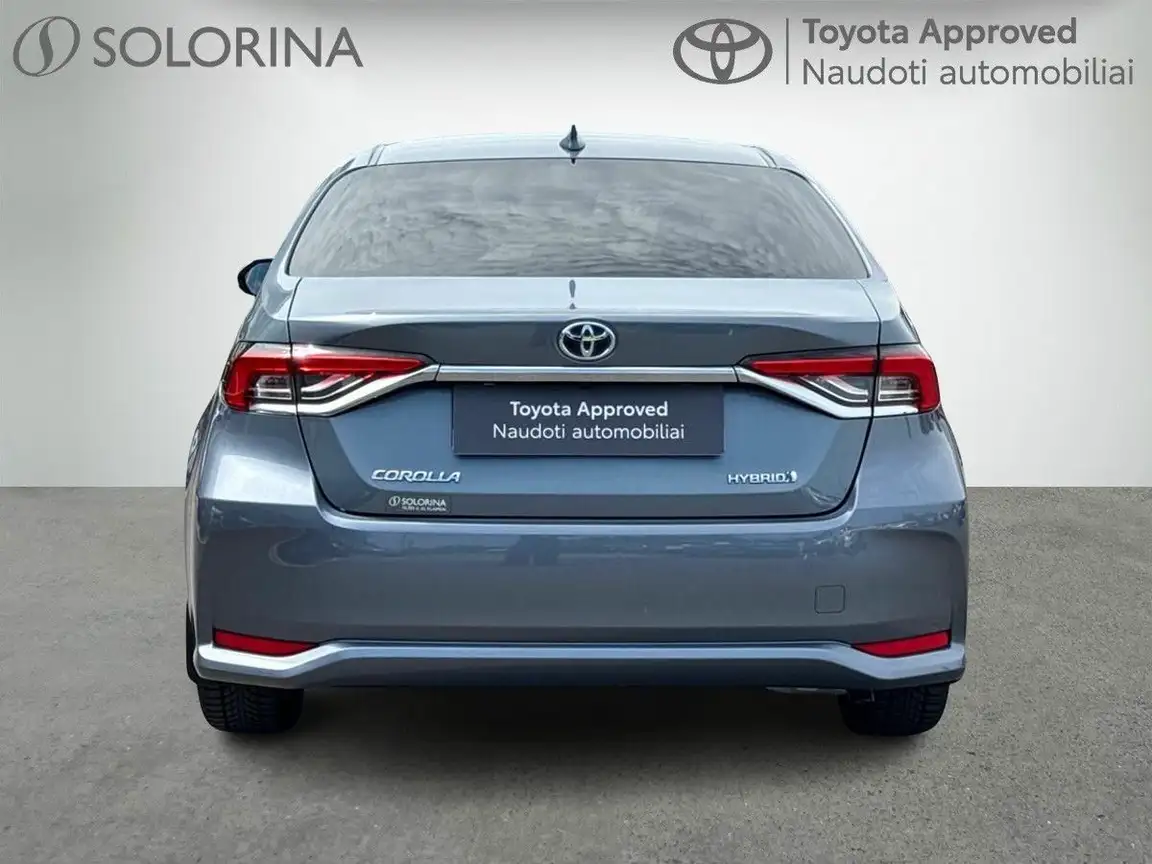 TOYOTA COROLLA
