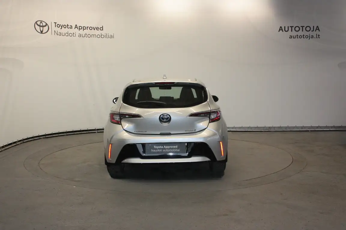 TOYOTA COROLLA