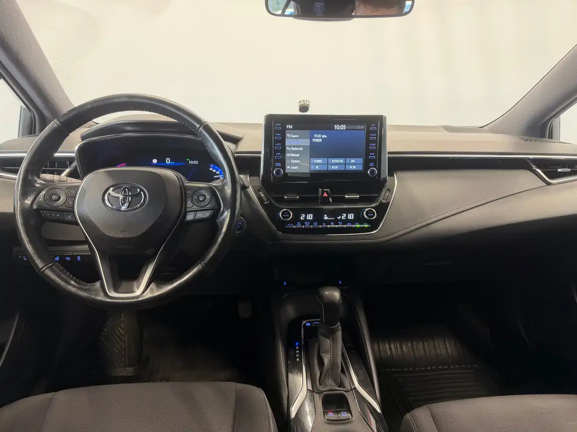TOYOTA COROLLA
