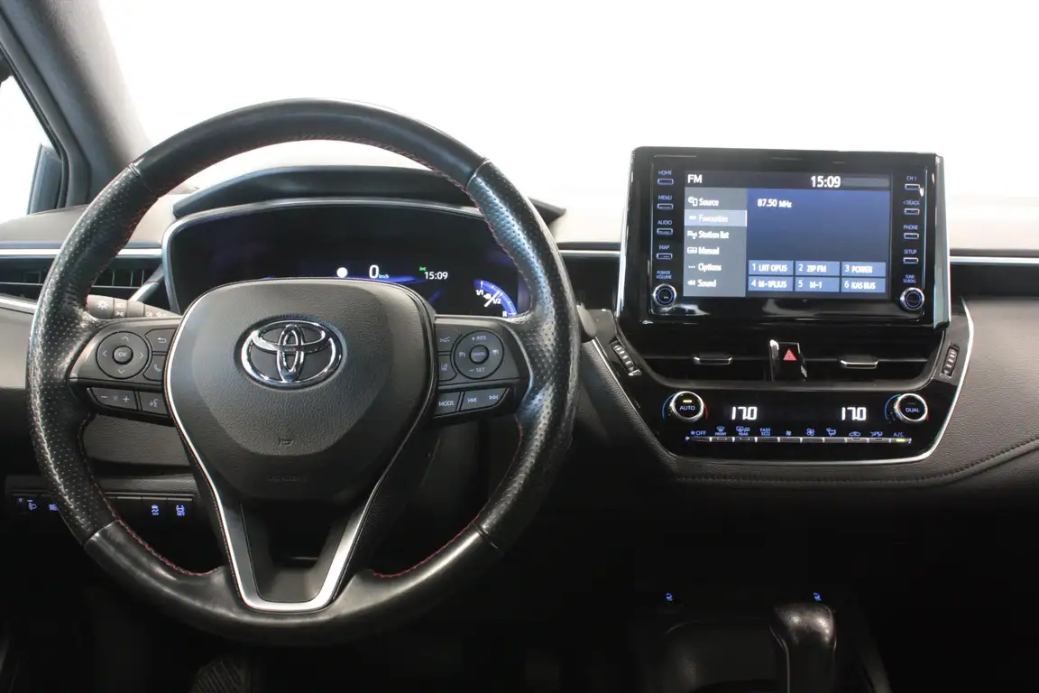 TOYOTA COROLLA