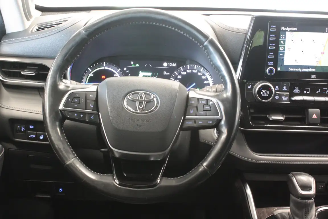 TOYOTA HIGHLANDER