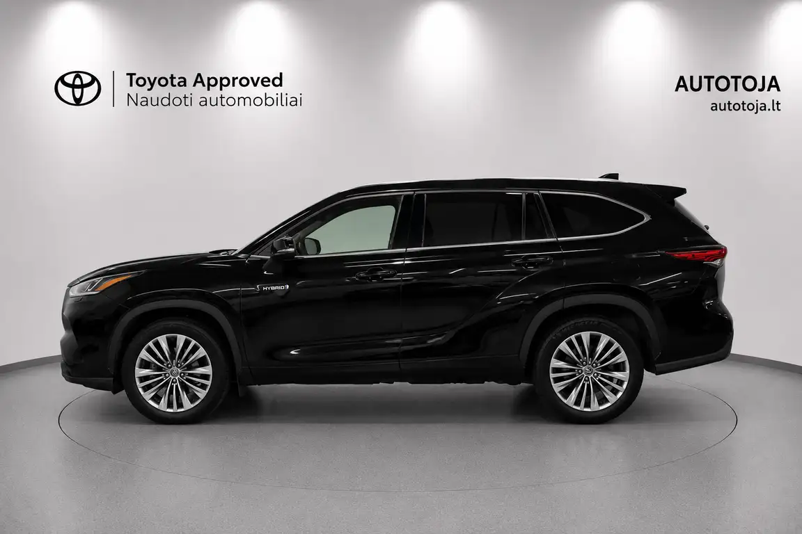 TOYOTA HIGHLANDER