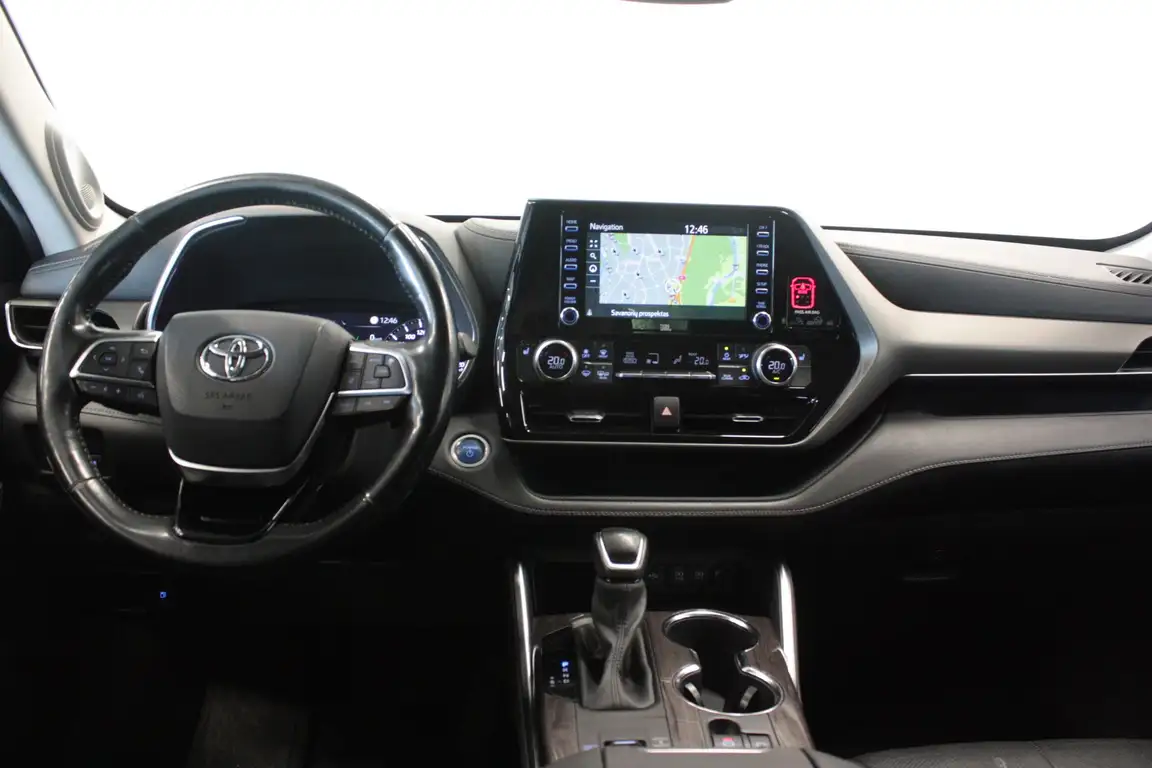 TOYOTA HIGHLANDER