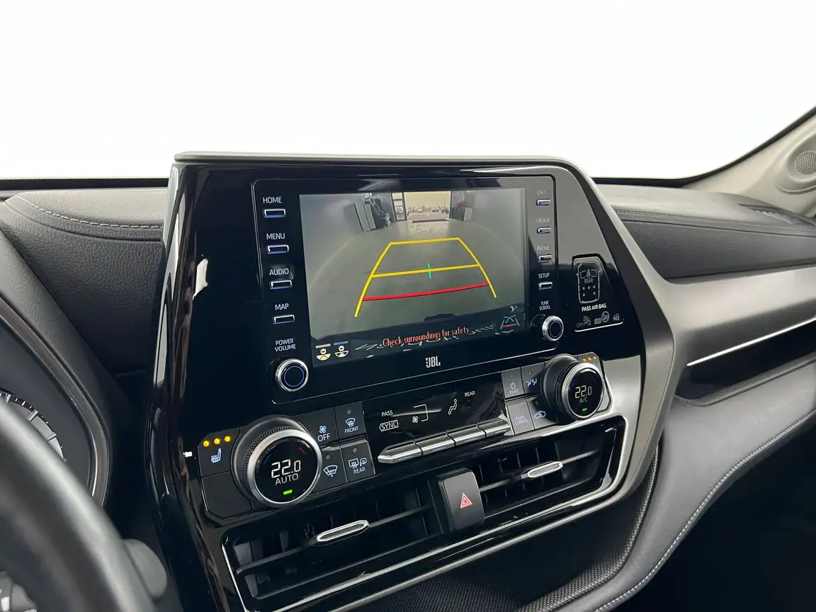 TOYOTA HIGHLANDER