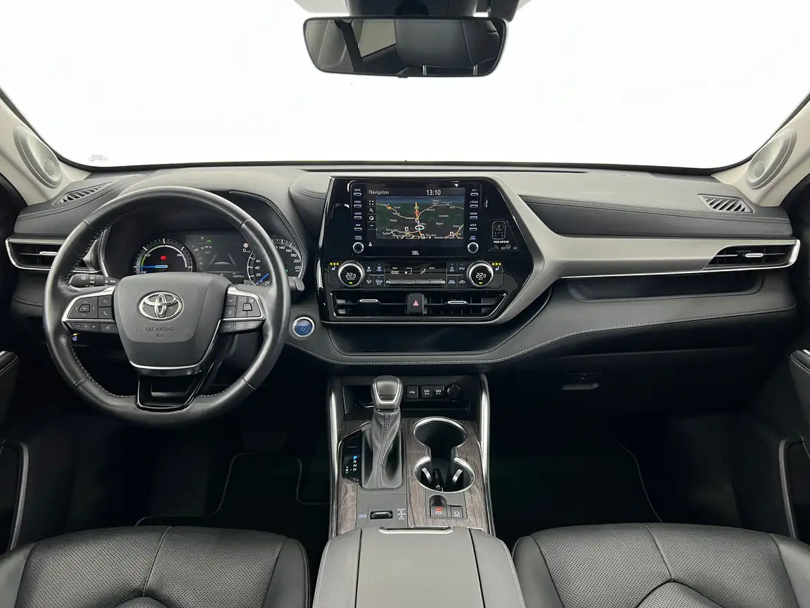 TOYOTA HIGHLANDER