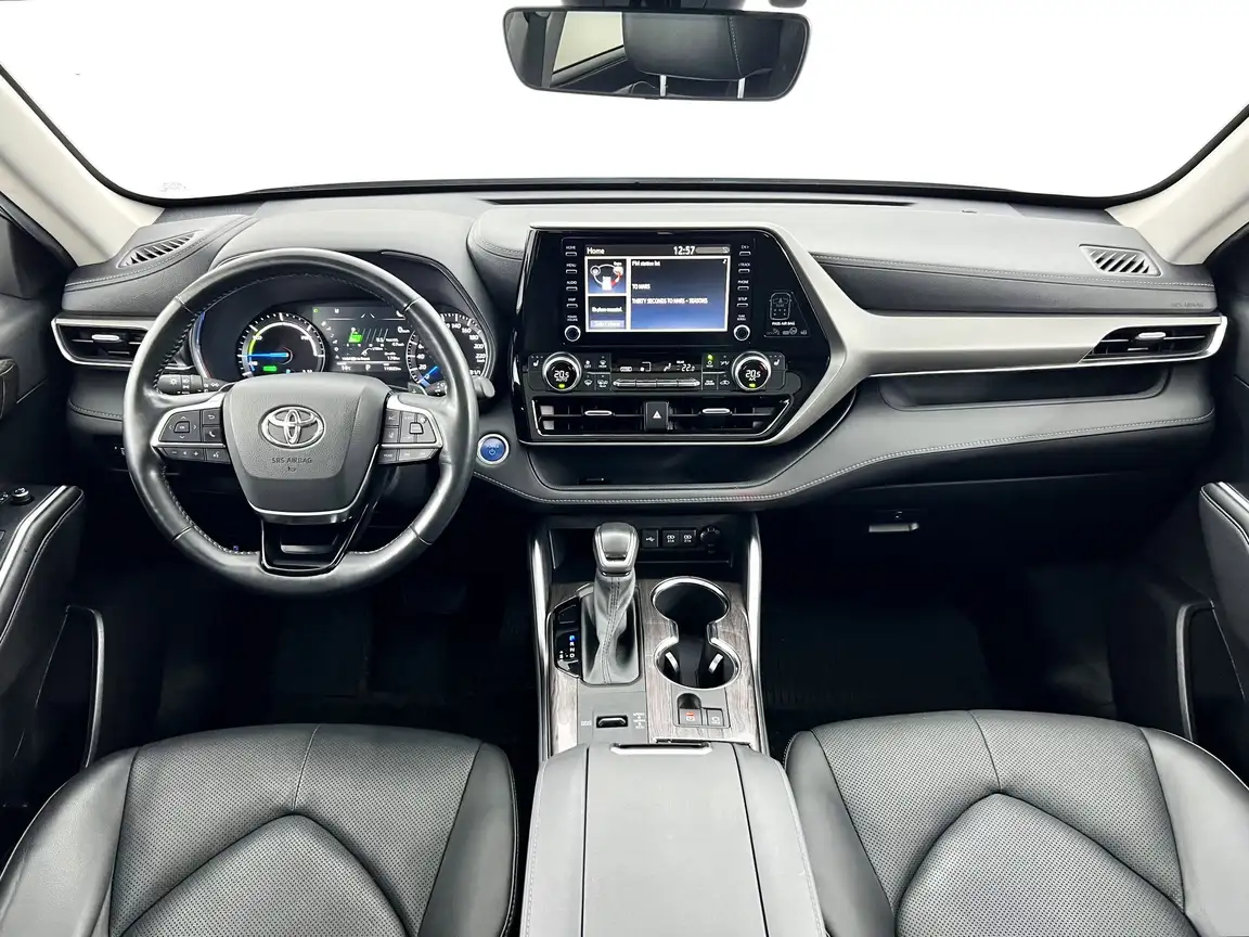 TOYOTA HIGHLANDER