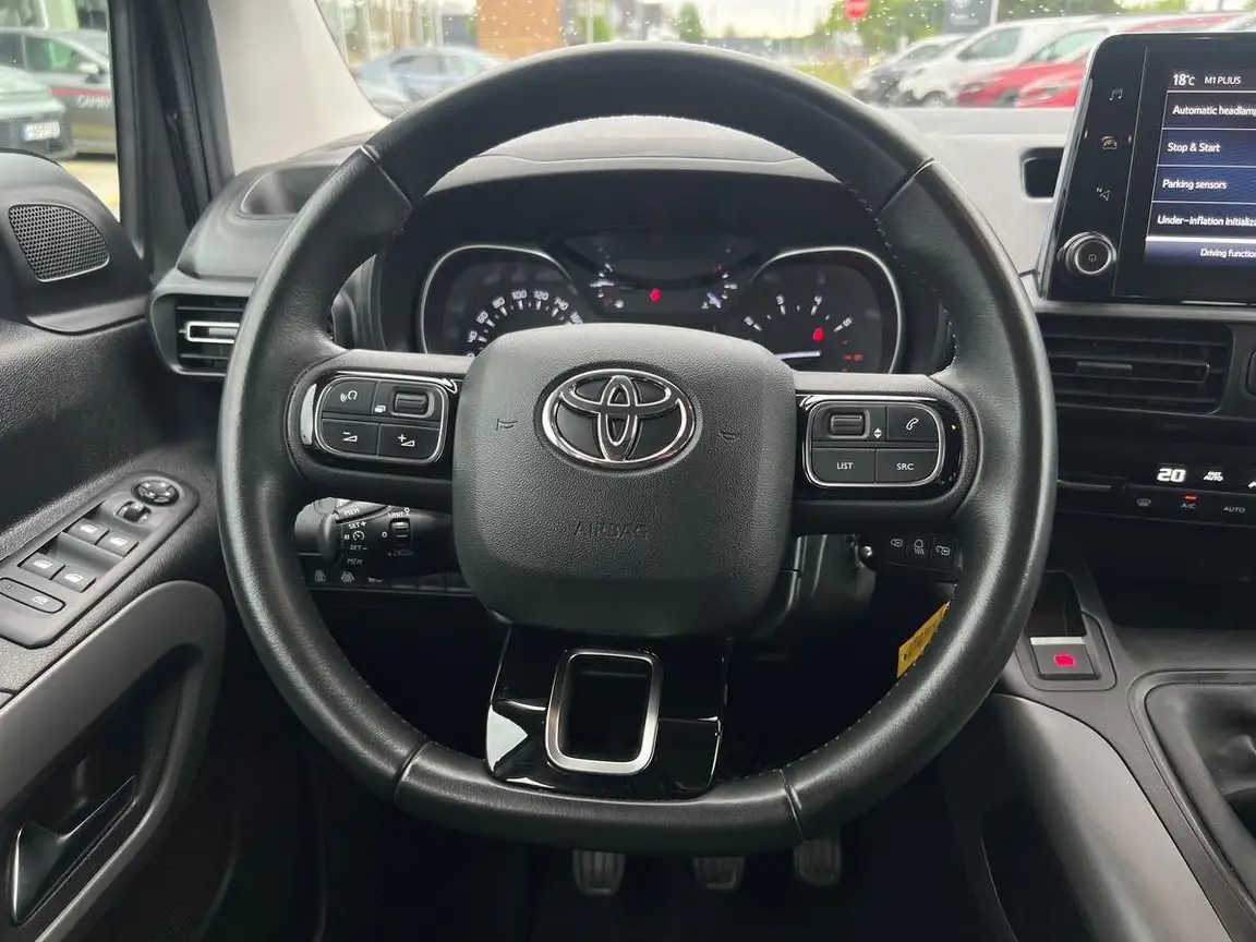 TOYOTA PROACE CITY VERSO