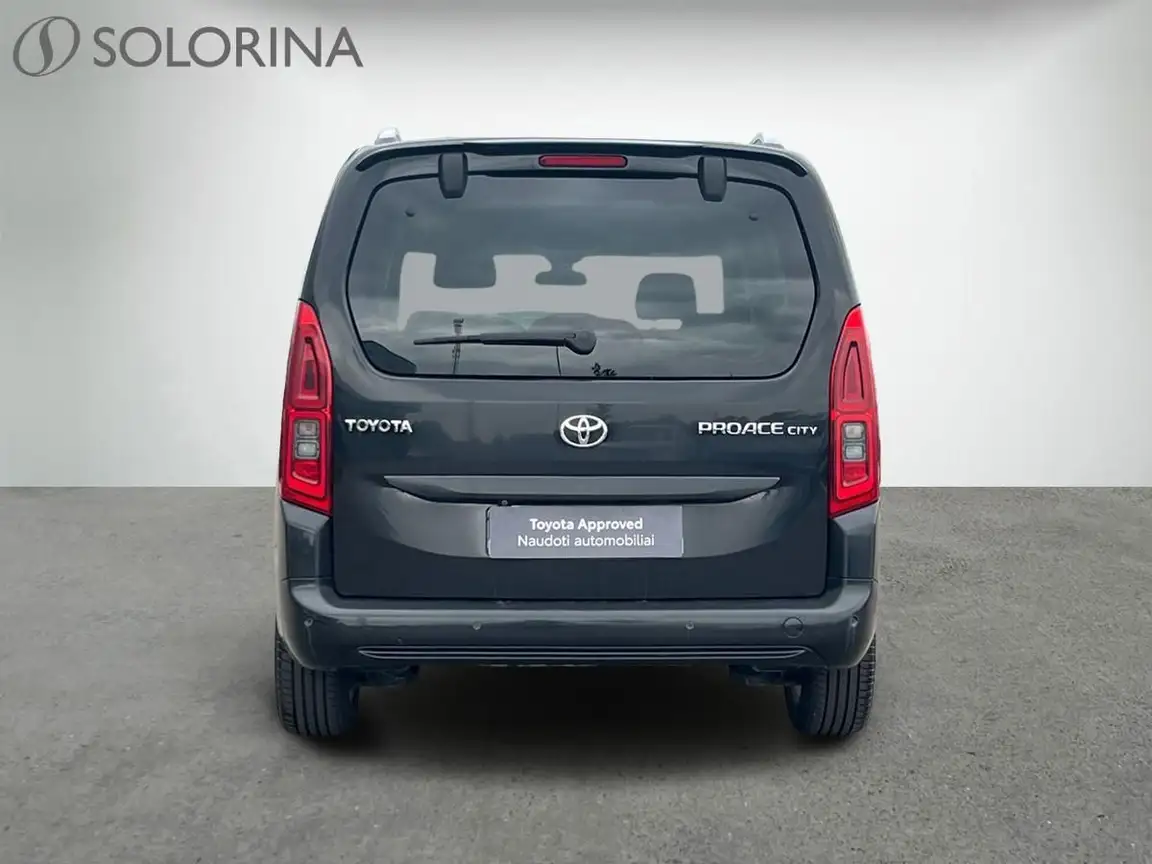 TOYOTA PROACE CITY VERSO