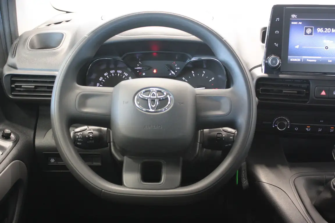 TOYOTA PROACE CITY VERSO