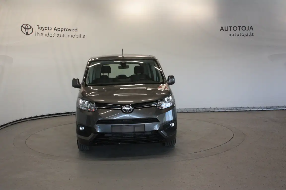 TOYOTA PROACE CITY VERSO