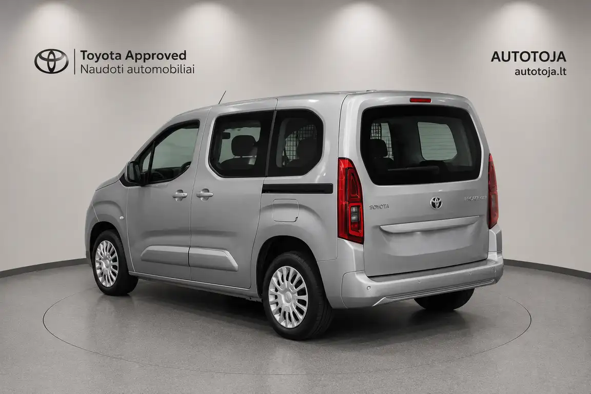 TOYOTA PROACE CITY VERSO