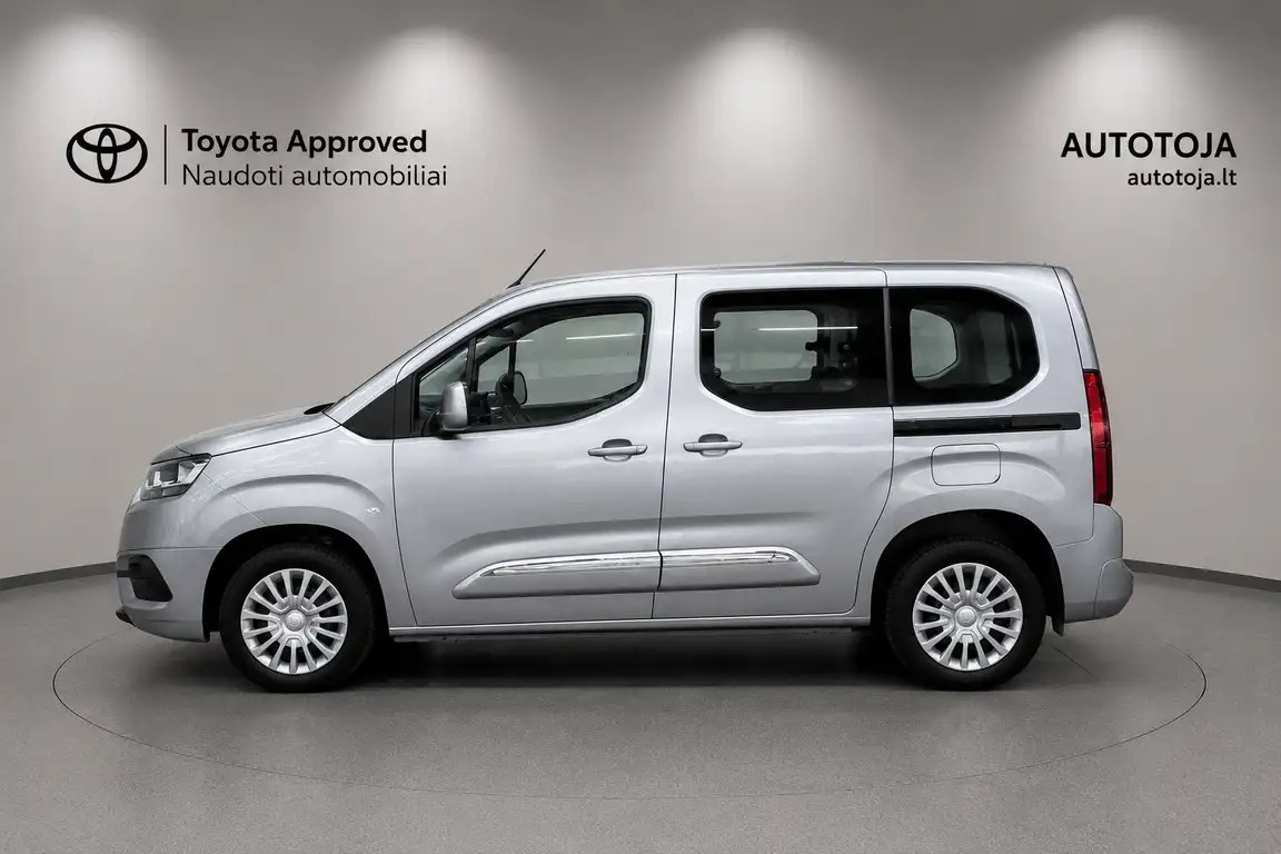 TOYOTA PROACE CITY VERSO