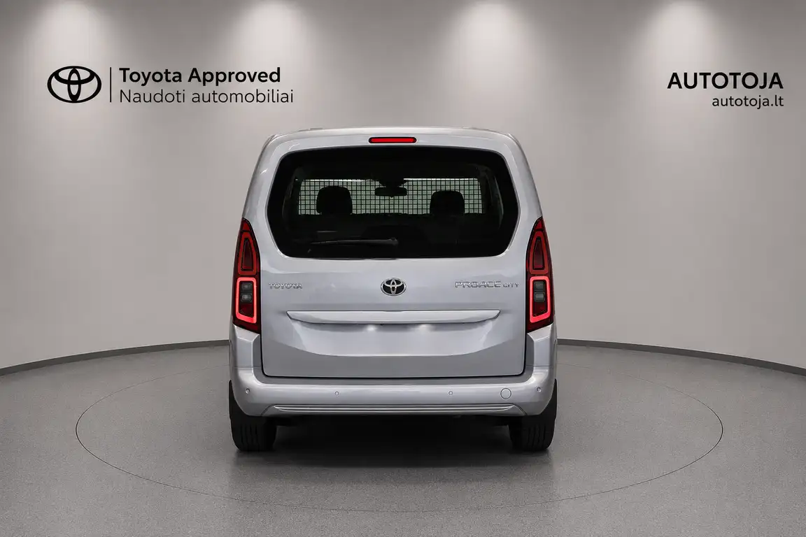 TOYOTA PROACE CITY VERSO