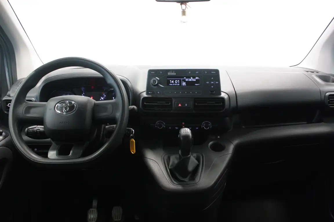 TOYOTA PROACE CITY VERSO