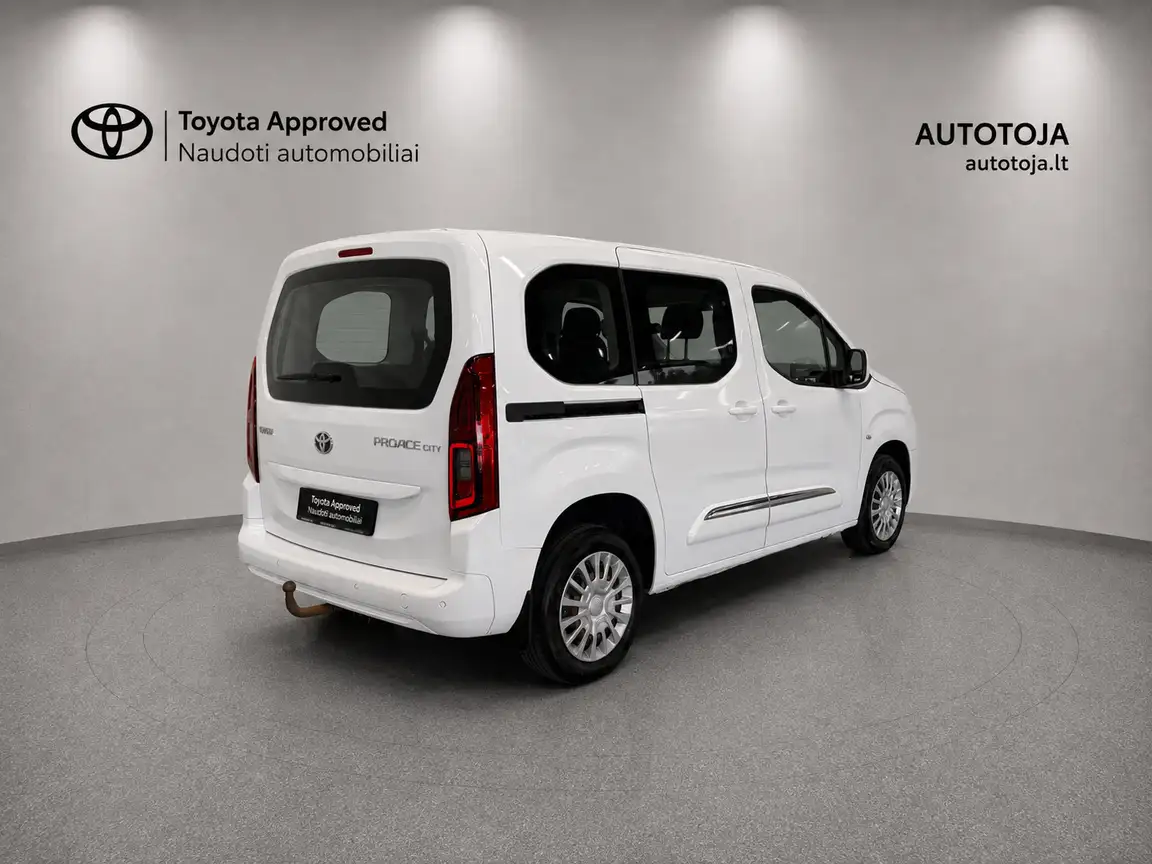 TOYOTA PROACE CITY VERSO
