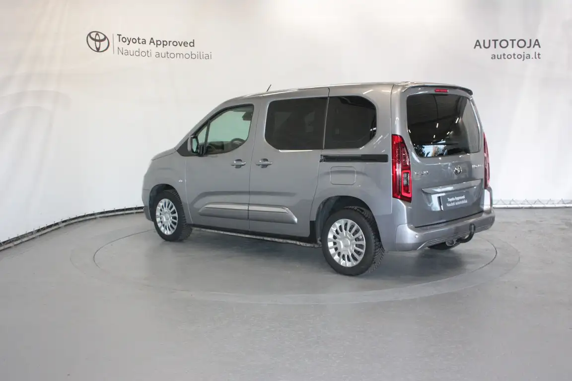 TOYOTA PROACE CITY VERSO