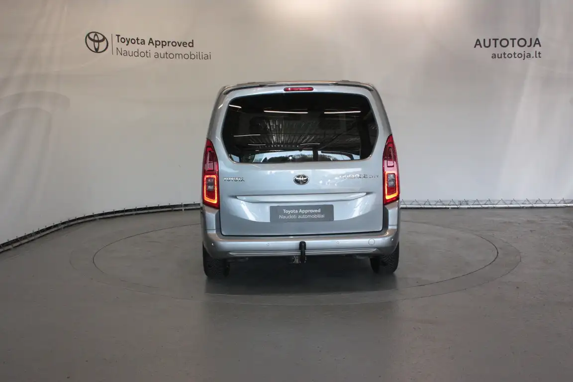 TOYOTA PROACE CITY VERSO