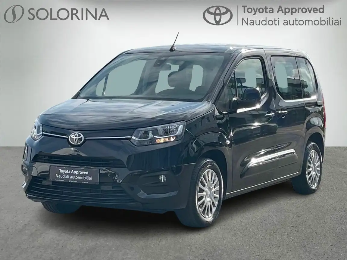 TOYOTA PROACE