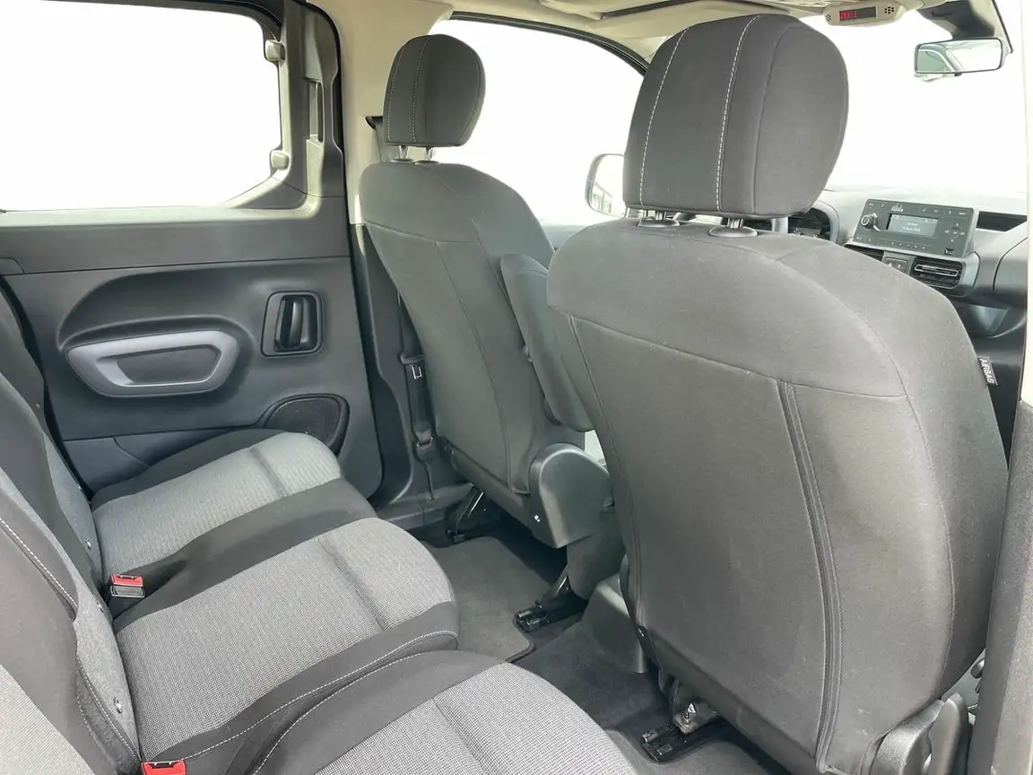TOYOTA PROACE