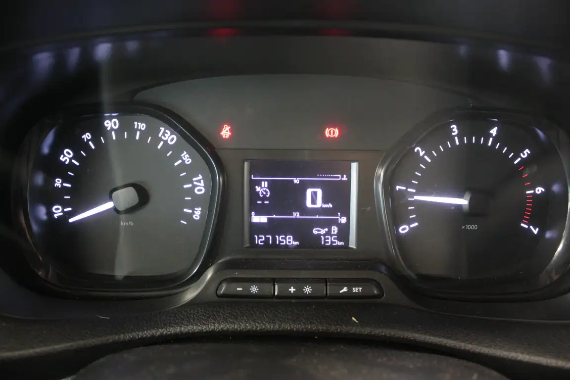TOYOTA PROACE