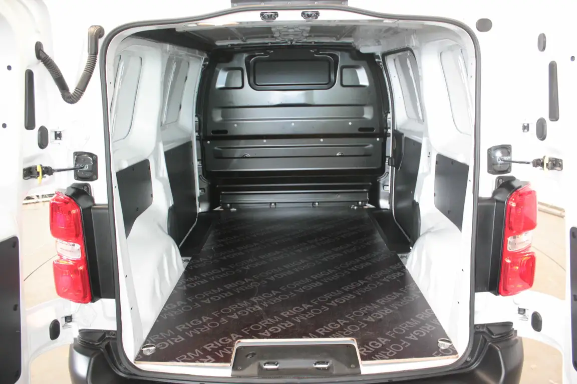 TOYOTA PROACE