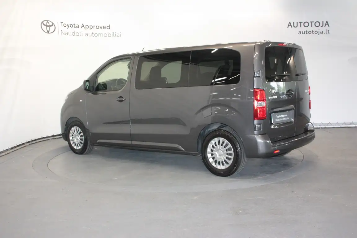 TOYOTA PROACE VERSO