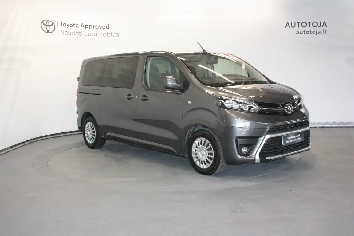 TOYOTA PROACE VERSO