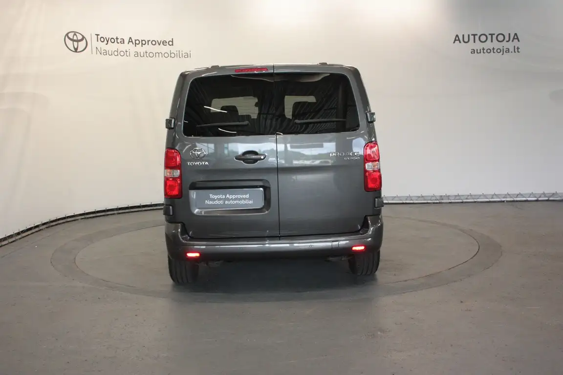 TOYOTA PROACE VERSO